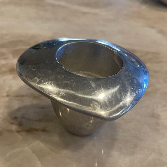 Vintage Heart shaped pewter aluminum candle holder - Picture 2 of 10